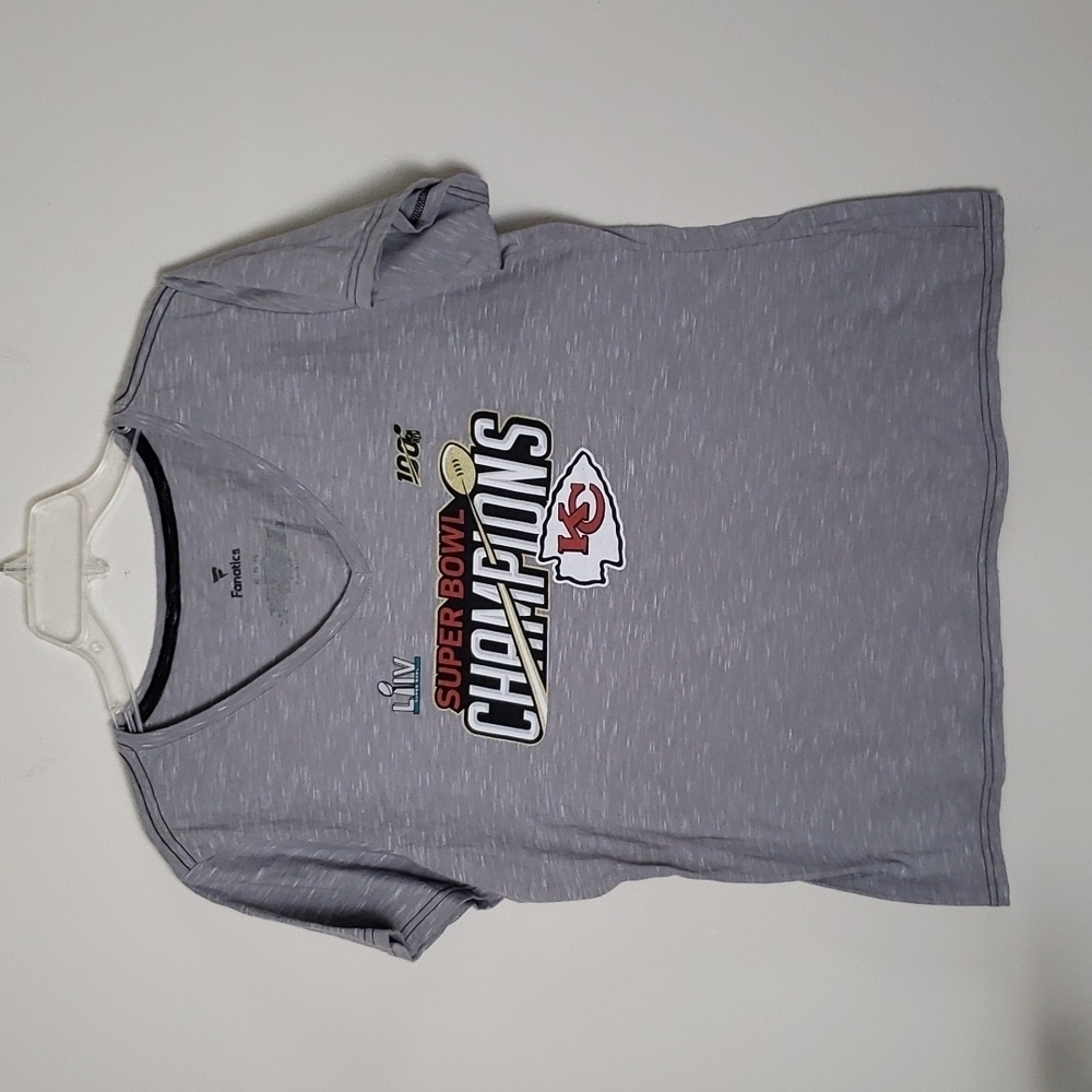 Fanatics super bowl champions Kansas City football tee shirt women's size XL